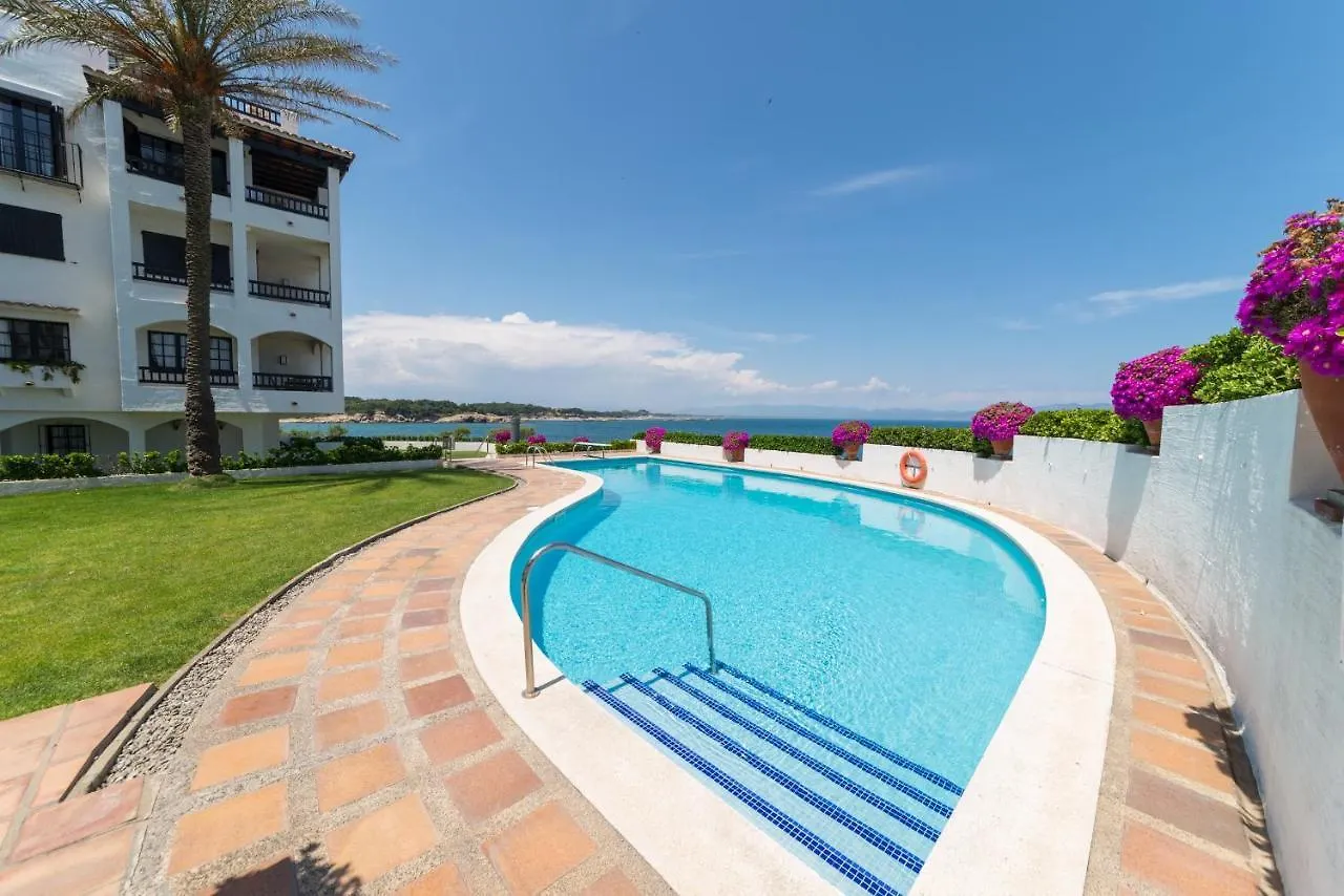 Apartment Ivet L'Escala 0*,